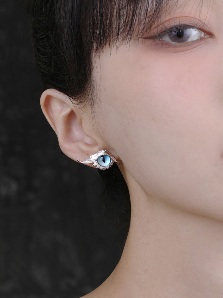 Web Based Women's Cat Eye Sterling Silver Needles With Different Pupils