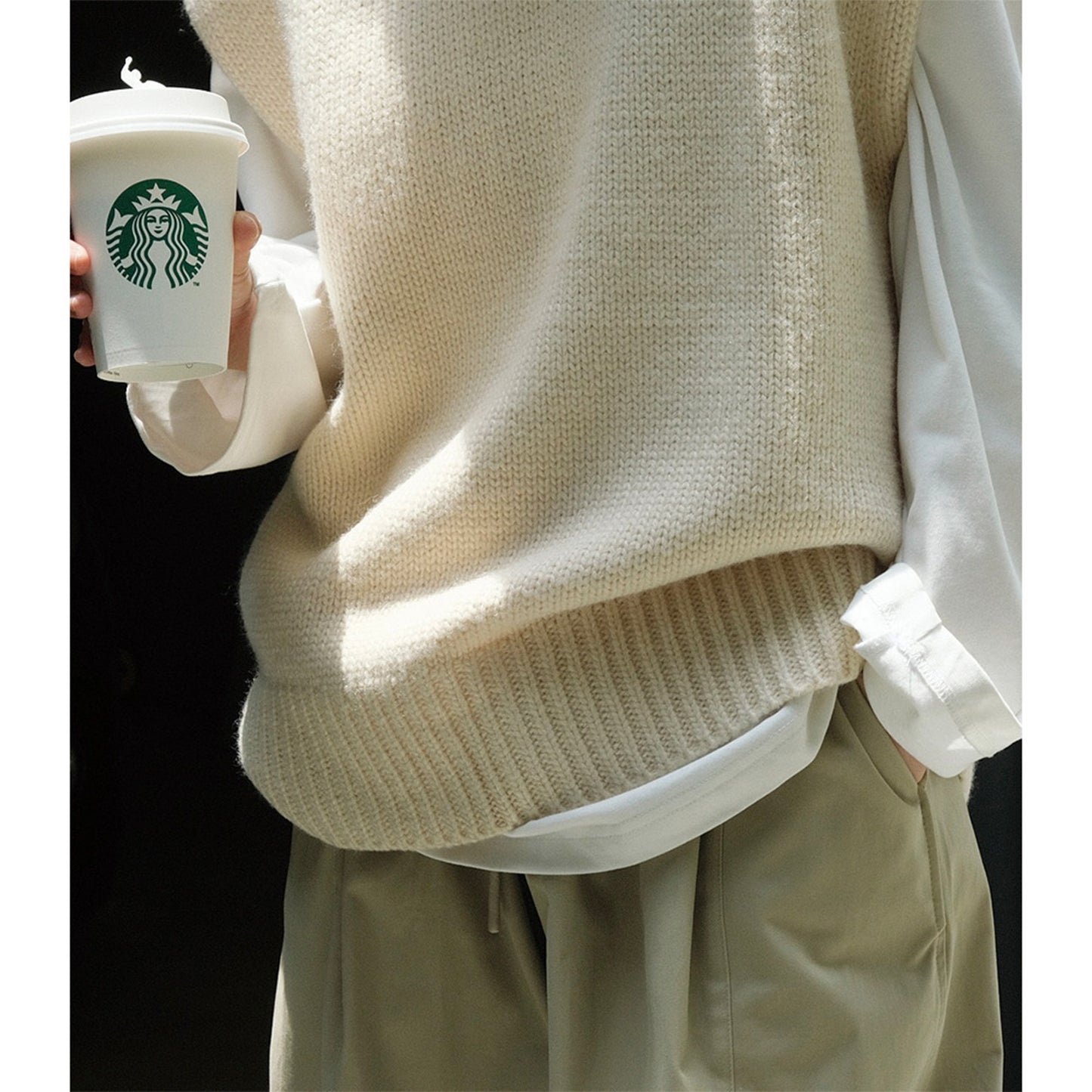 Web Based Wool Round-neck Knitted Waistcoat, Loose Knit Tank Top, Vintage Clothes, Sleeveless Wool Vest Handmade Clothing, Knitwear, Spring Clothing