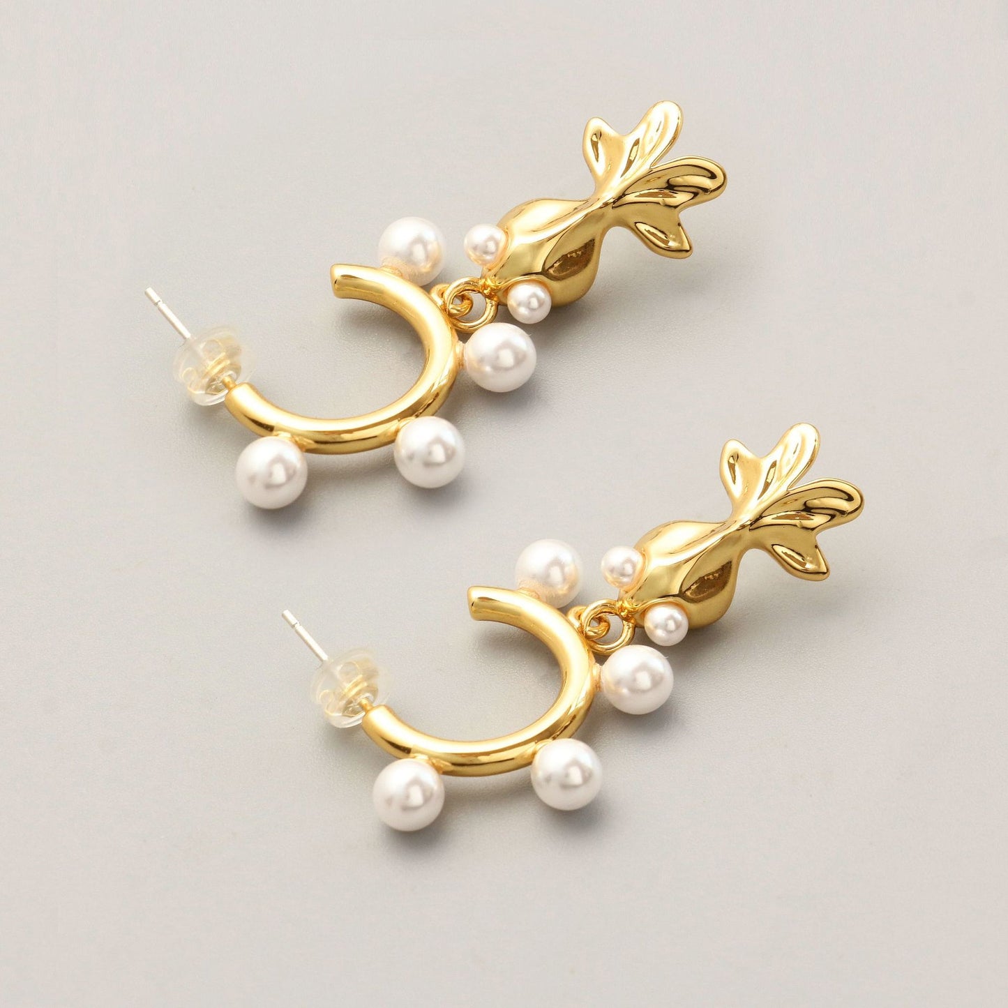 Web Based Earrings 925 Tremella Needle Goldfish Pearl Shape