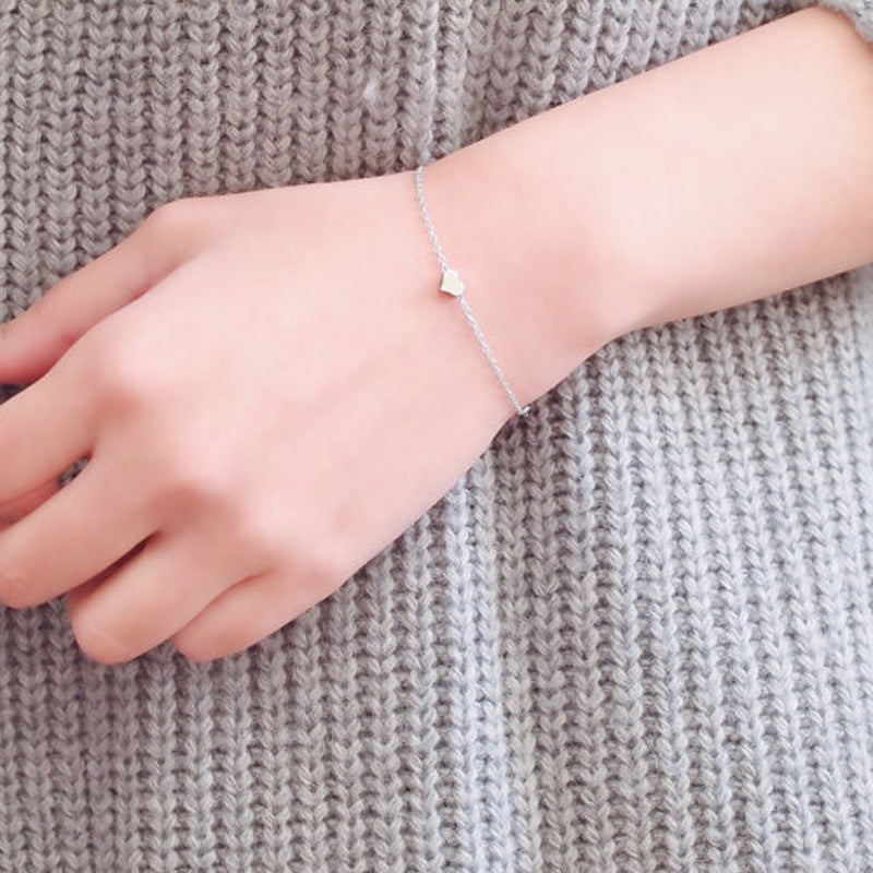 Web Based Fashion Simple Alloy Heart Bracelet