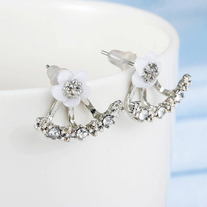 Web Based Zircon daisy flower back hanging earrings