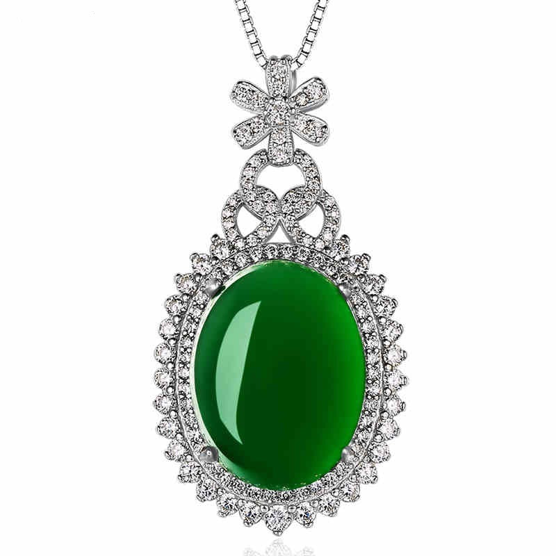 Web Based Egalant-shaped Synthetic Neckace