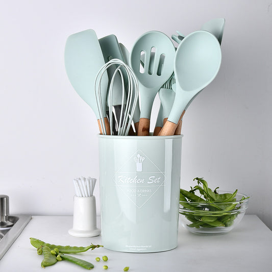 Web Based Silicone Kitchenware With Wooden Handle