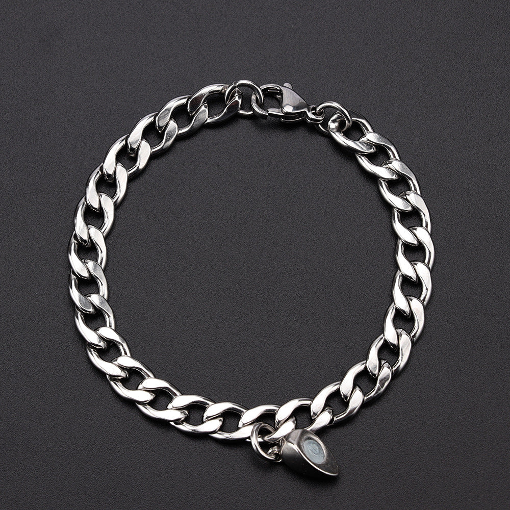 Web Based Love Magnet Attracts a Pair Of Male And Female Couple Bracelets