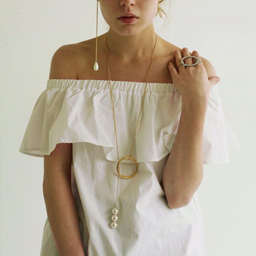 Web Based Fashion simple Korean pearl long sweater chain