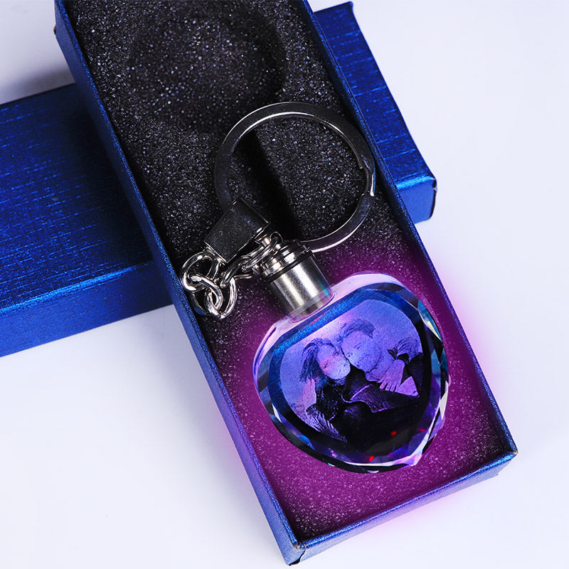 Web Based Crystal Keychain Customization Custom Photo Couple Family Souvenir Gift Laser Carve Crystal Keychain Photo Colorful LED Light Key Chain