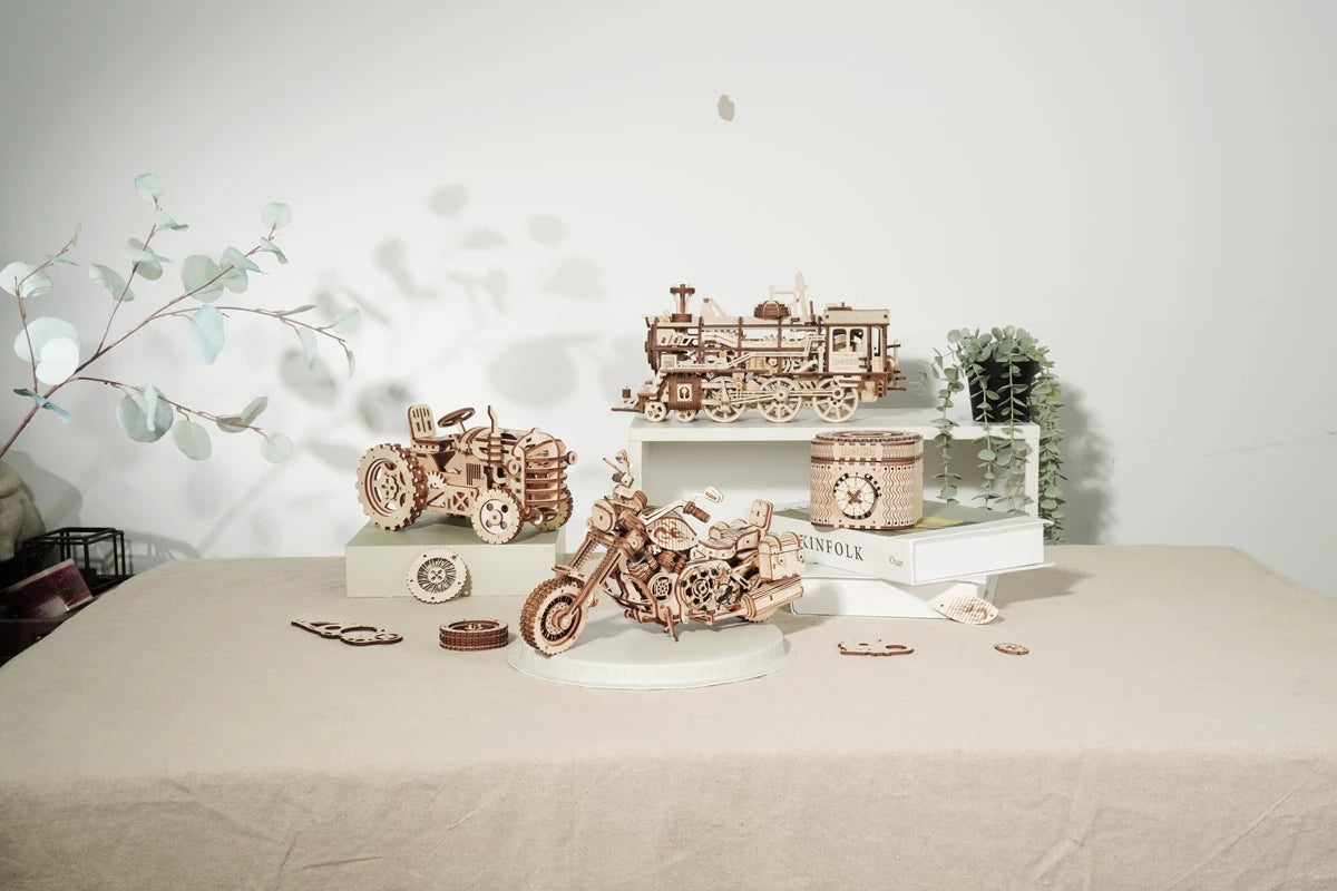 Web Based 420 Piece Building Block Kit For DIY Wooden Models For Children