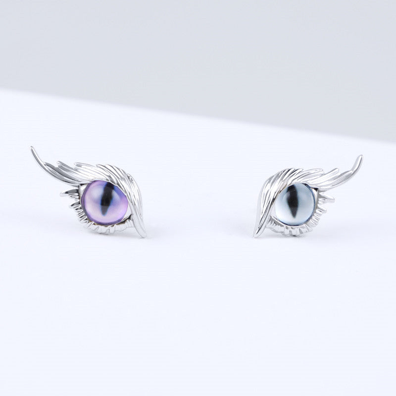 Web Based Women's Cat Eye Sterling Silver Needles With Different Pupils