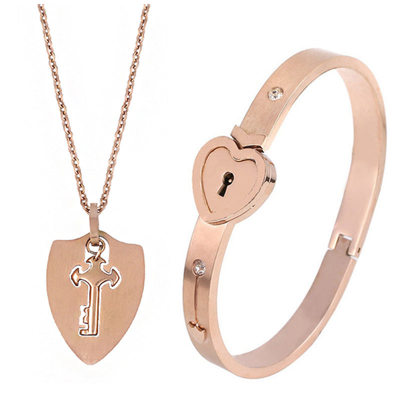 Web Based Fashion Jewelry Titanium Steel Couple Love Lock, Bracelet, Key Set, Necklace