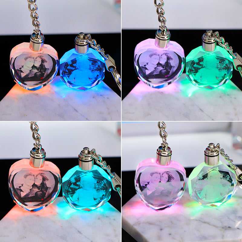 Web Based Crystal Keychain Customization Custom Photo Couple Family Souvenir Gift Laser Carve Crystal Keychain Photo Colorful LED Light Key Chain