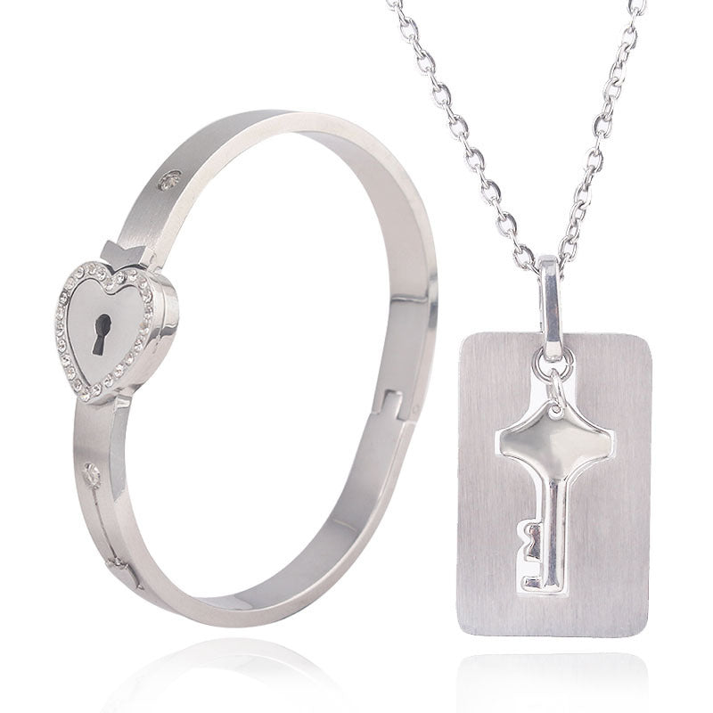 Web Based Fashion Jewelry Titanium Steel Couple Love Lock, Bracelet, Key Set, Necklace
