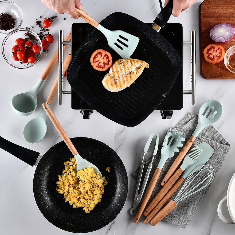 Web Based Silicone Kitchenware With Wooden Handle