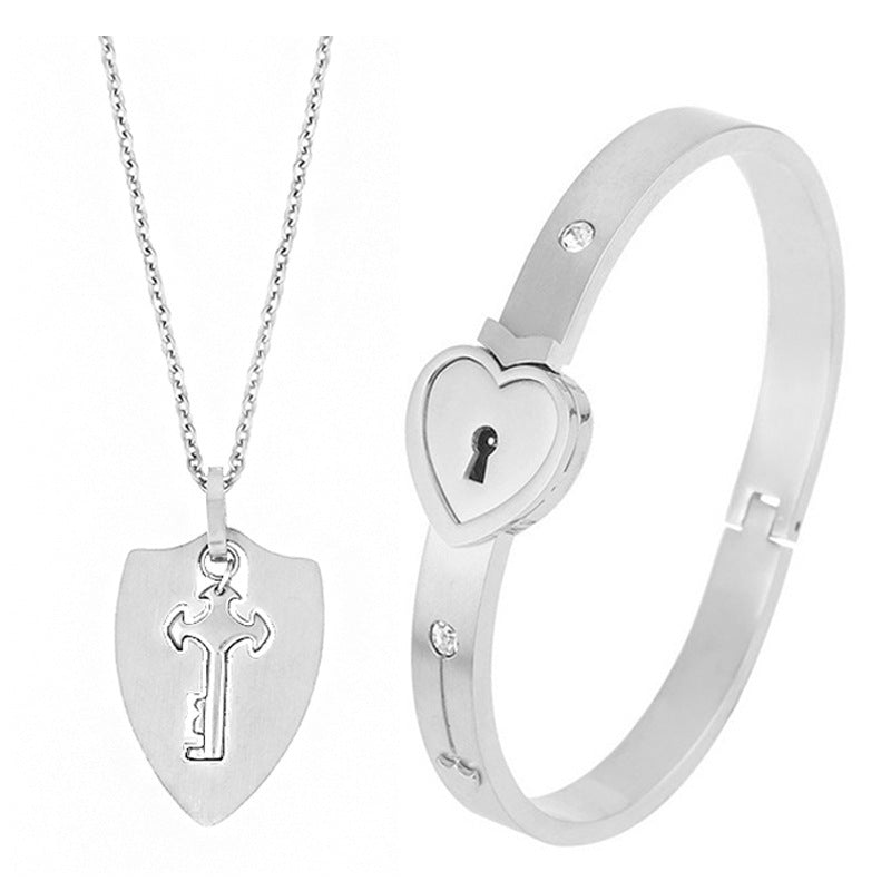Web Based Fashion Jewelry Titanium Steel Couple Love Lock, Bracelet, Key Set, Necklace