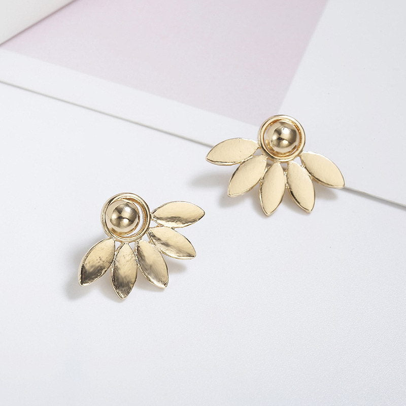 Web Based Zircon daisy flower back hanging earrings