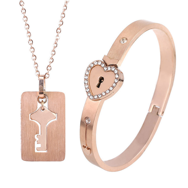 Web Based Fashion Jewelry Titanium Steel Couple Love Lock, Bracelet, Key Set, Necklace