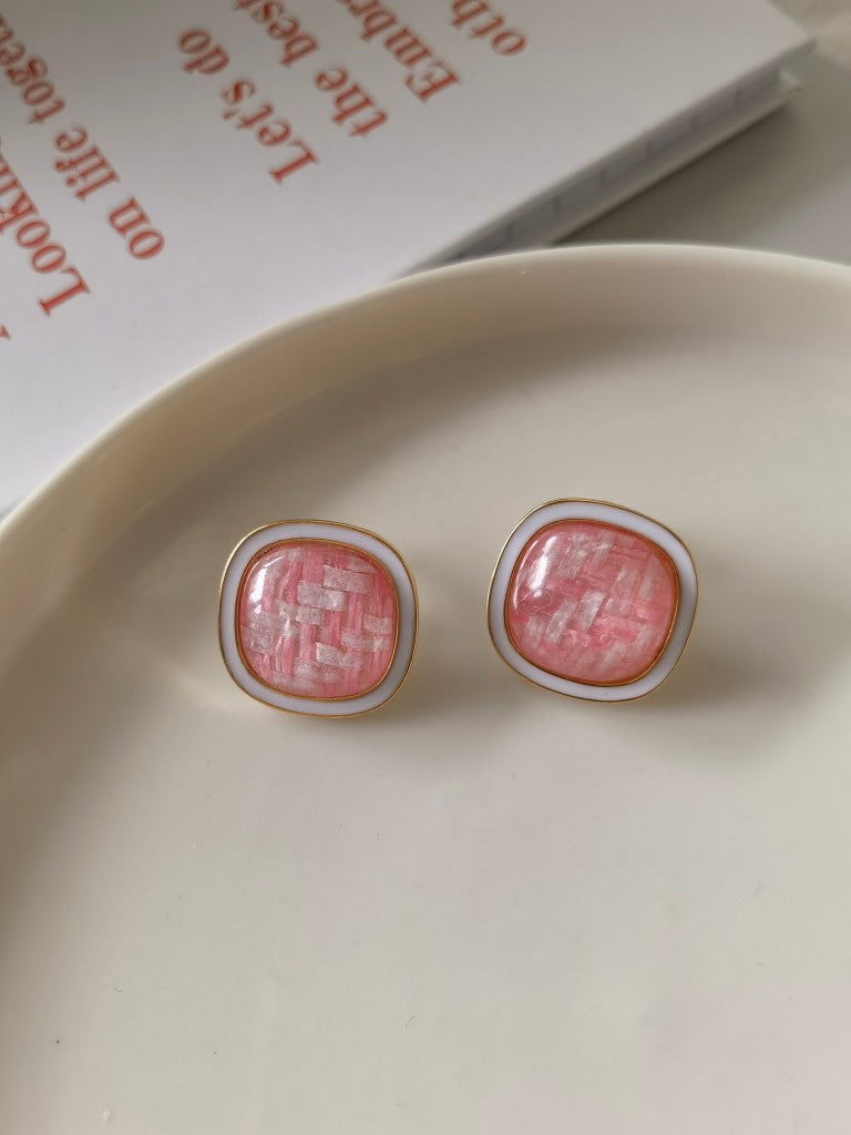 Web Based Korean Fashion Sweet Geometric Love Stud Earrings