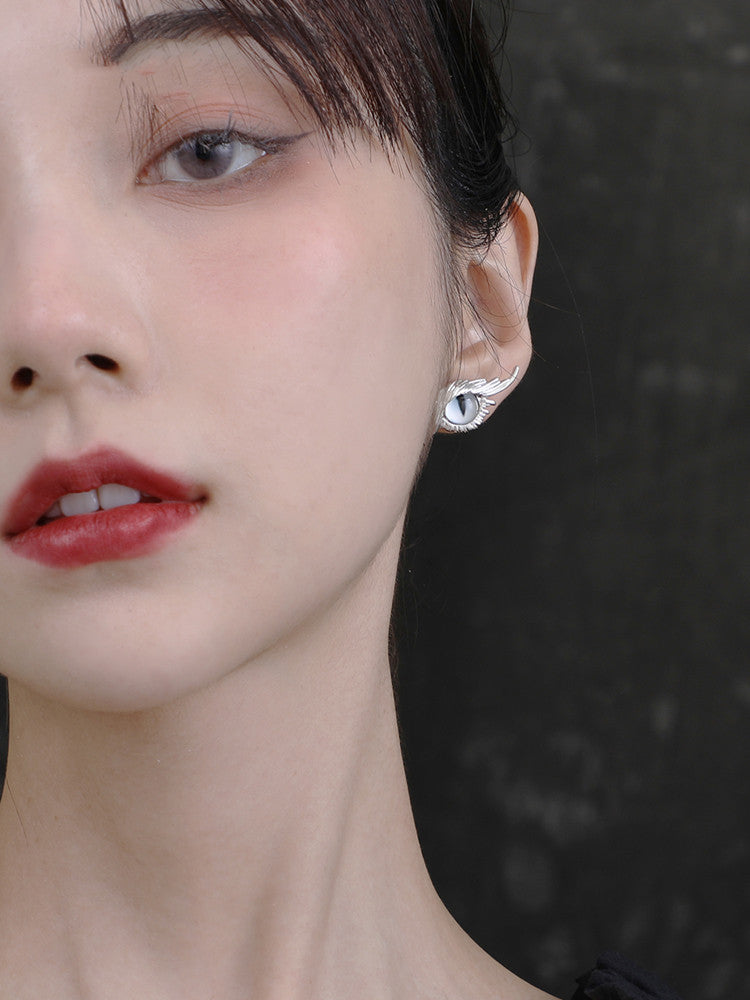 Web Based Women's Cat Eye Sterling Silver Needles With Different Pupils
