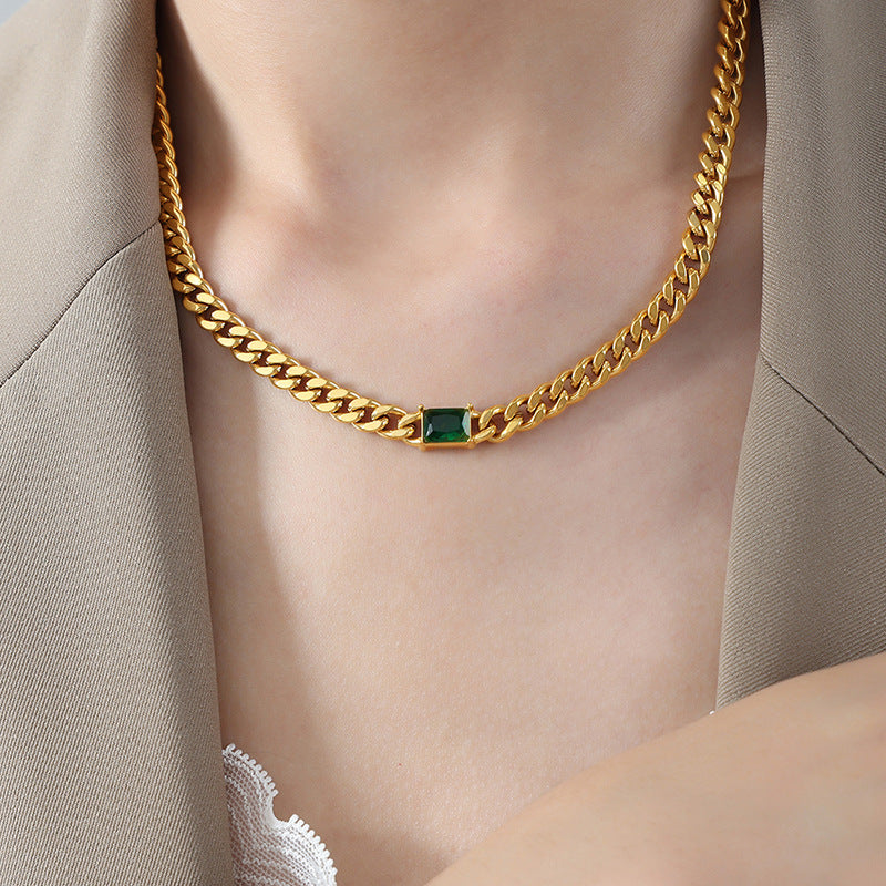 Web Based Retro Elegant Inlaid Zircon Titanium Steel Necklace