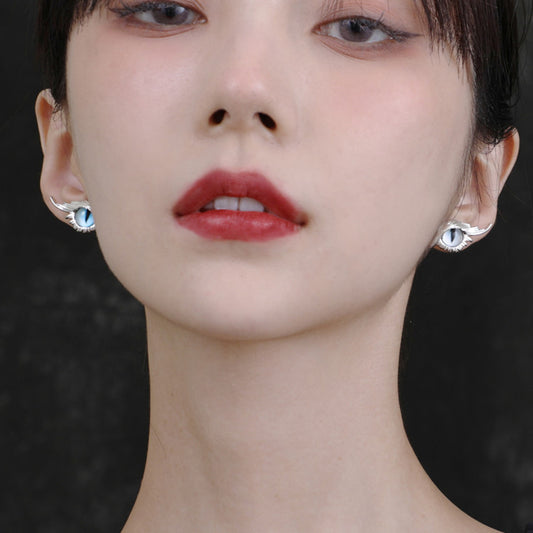 Web Based Women's Cat Eye Sterling Silver Needles With Different Pupils